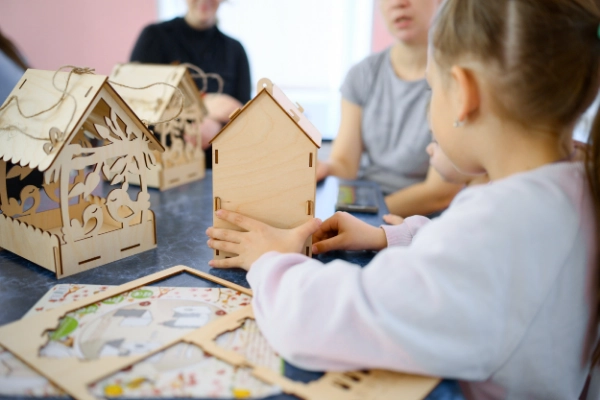 Laser Cutter for STEAM Education